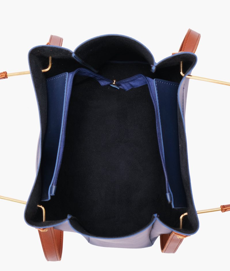 Blue metal handle tote bag - Image 7